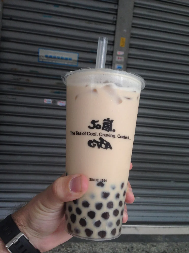 Bubble tea: przewodnik po smakach, dodatkach i gdzie kupić